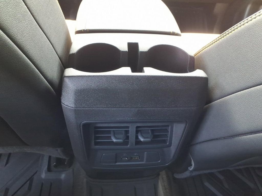 2025 Chevrolet Colorado ZR2 - Photo 13