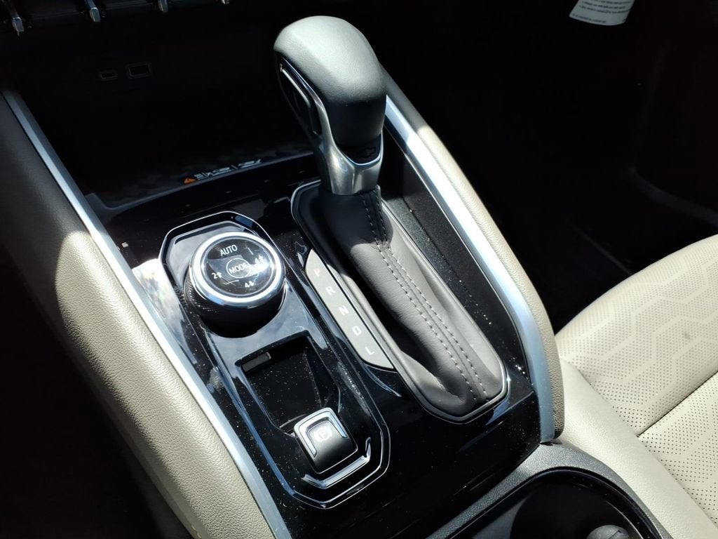 2025 Chevrolet Colorado ZR2 - Photo 24