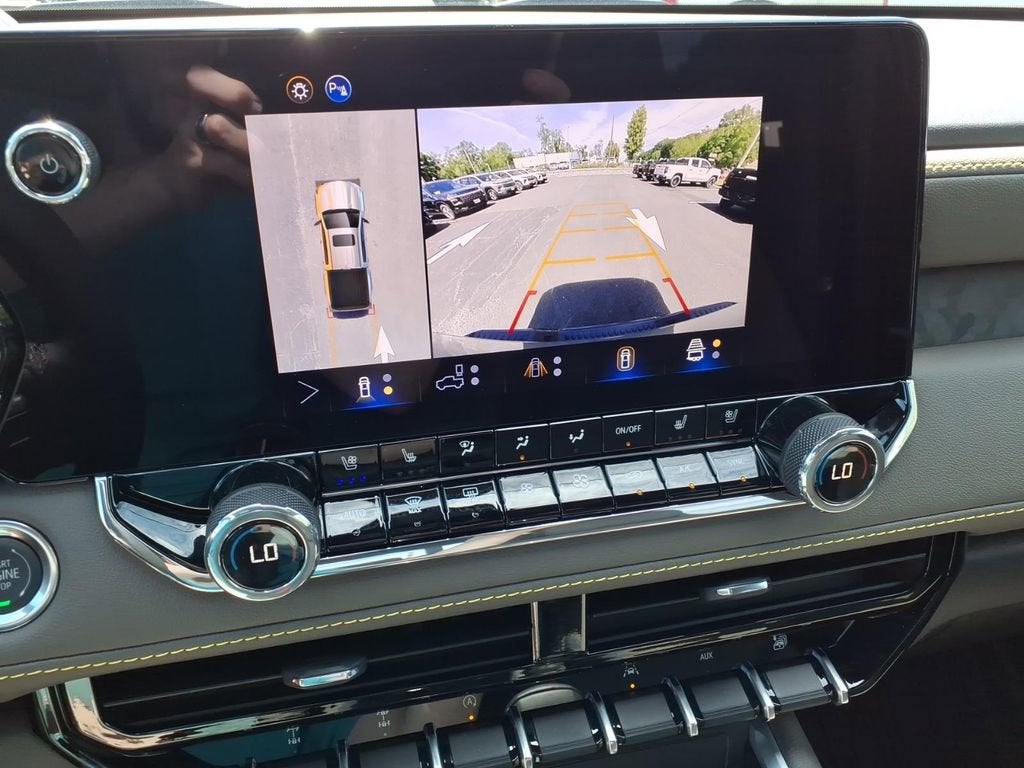 2025 Chevrolet Colorado ZR2 - Photo 27