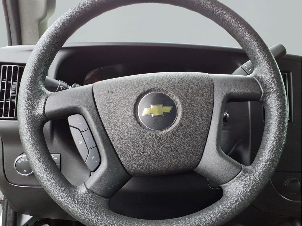 2024 Chevrolet Express Cargo 2500 WT