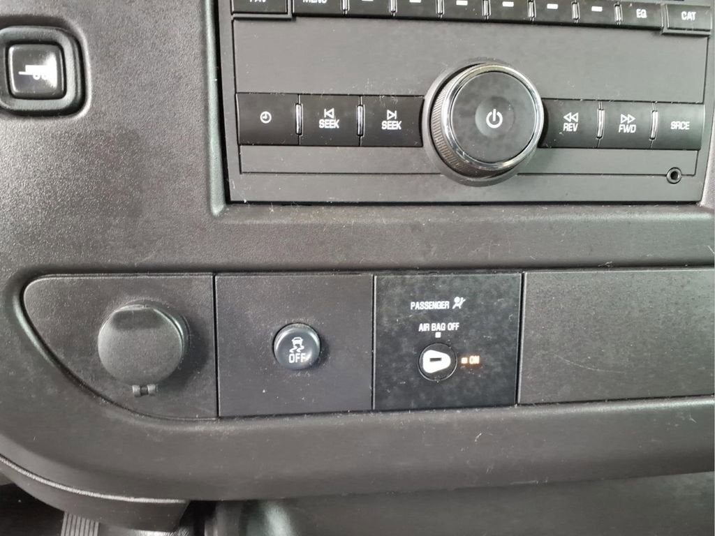 2024 Chevrolet Express Cargo 2500 WT
