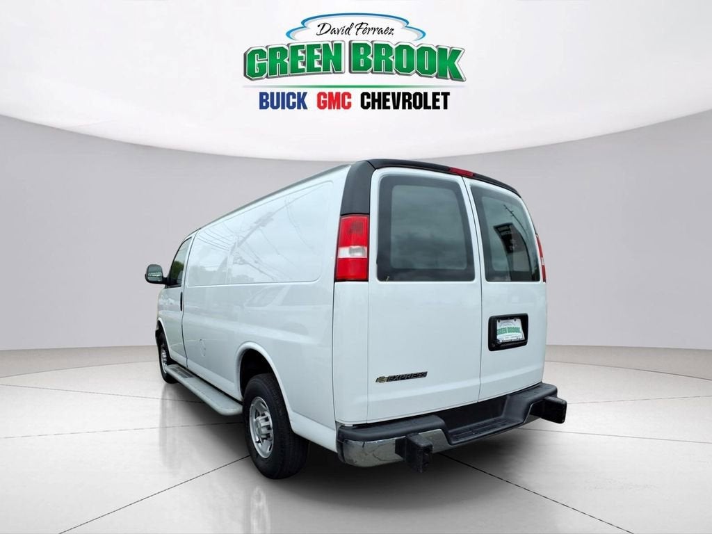 2024 Chevrolet Express Cargo 2500 WT