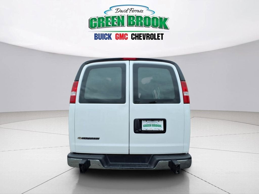 2024 Chevrolet Express Cargo 2500 WT