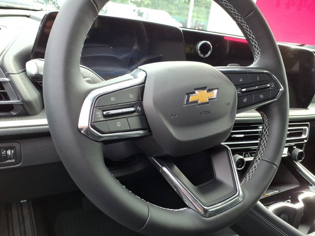 2027 Chevrolet Traverse LT - Photo 11