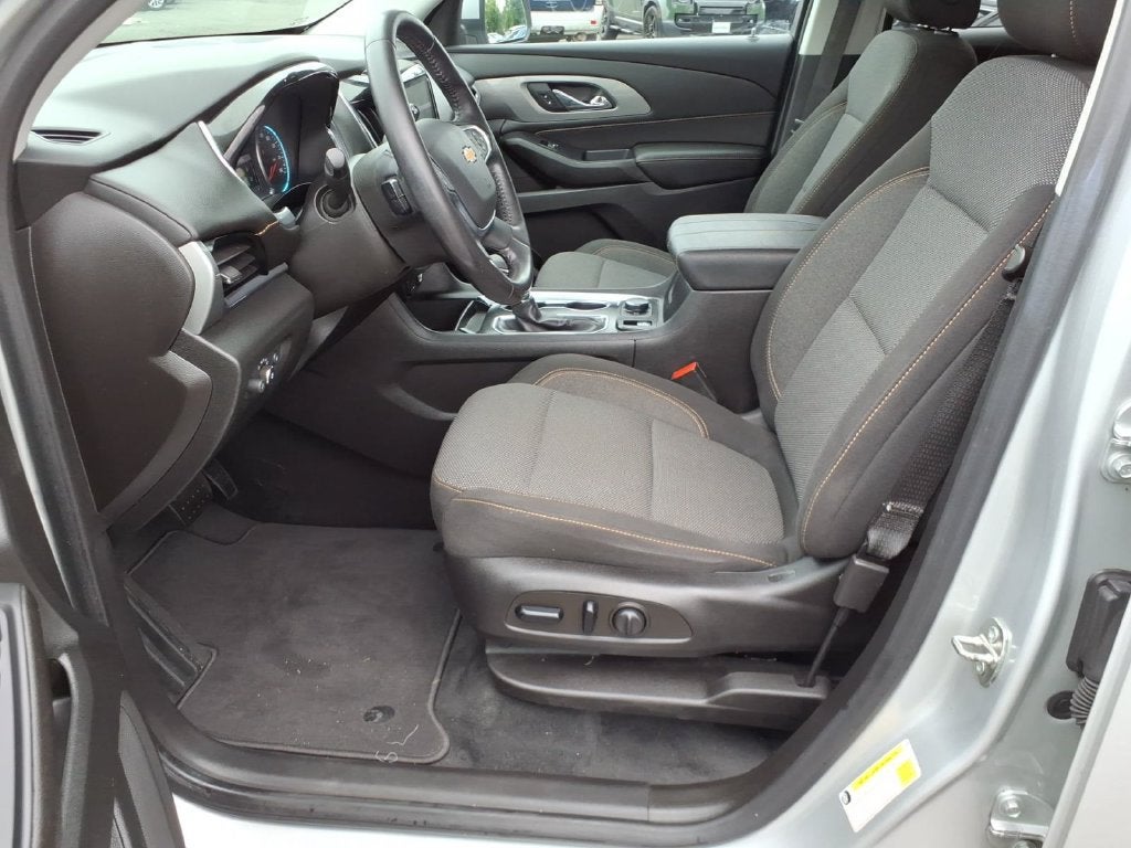 2021 Chevrolet Traverse 1LT - Photo 18