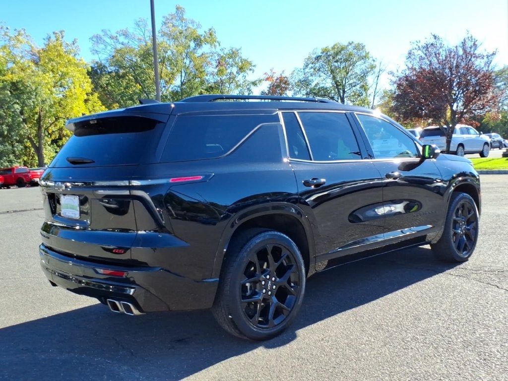 2025 Chevrolet Traverse RS