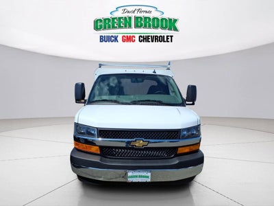 2026 Chevrolet Express Cutaway 3500 1WT