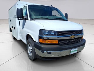 2026 Chevrolet Express Cutaway 3500 1WT