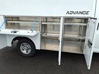 2025 Chevrolet Express Cutaway 3500 1WT