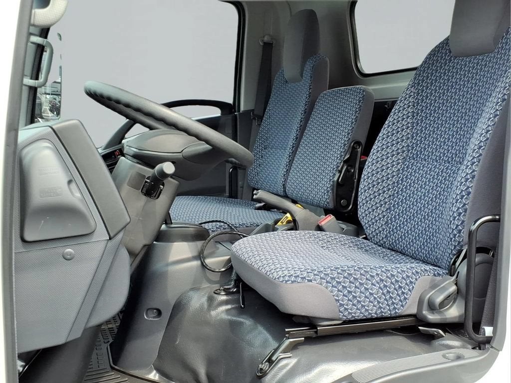 2025 Chevrolet Low Cab Forward 5500 HG MEDIUM ASH GRAY