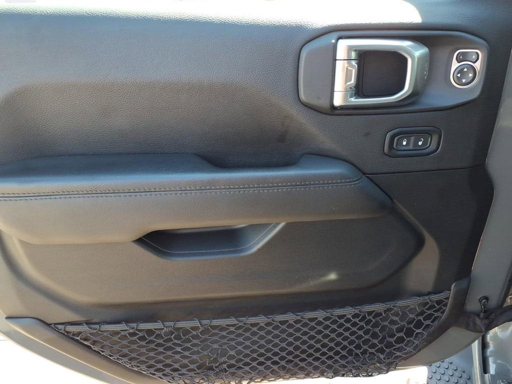 2021 Jeep Wrangler Unlimited Sahara Altitude