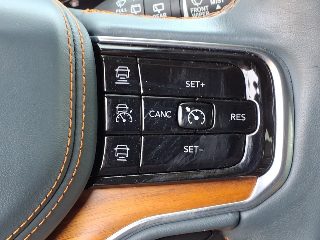 2022 Jeep Grand Wagoneer Series II