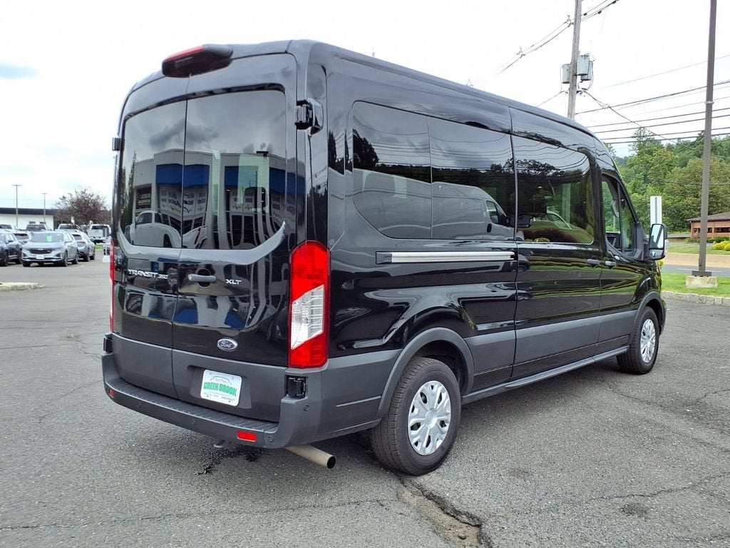 2025 Ford Transit Passenger Wagon XL