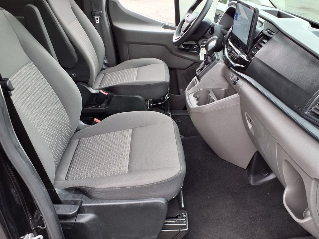 2025 Ford Transit Passenger Wagon XL