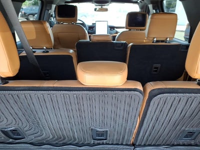 2022 Ford Expedition Max Platinum