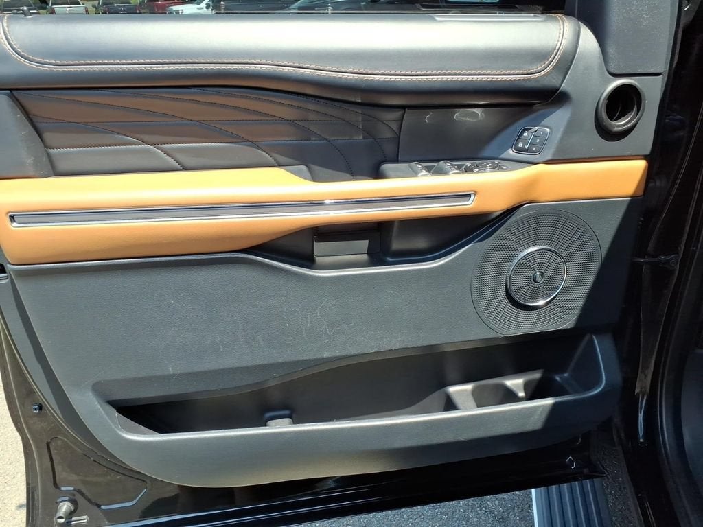 2022 Ford Expedition Max Platinum
