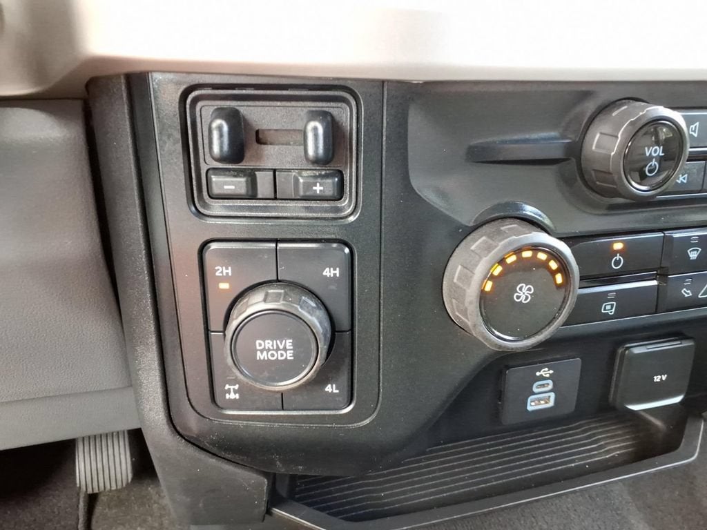 2023 Ford Super Duty F-250 SRW XL