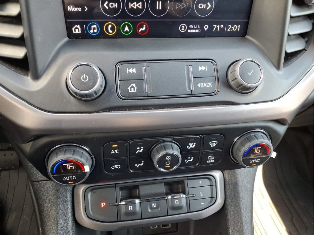 2023 GMC Acadia AT4