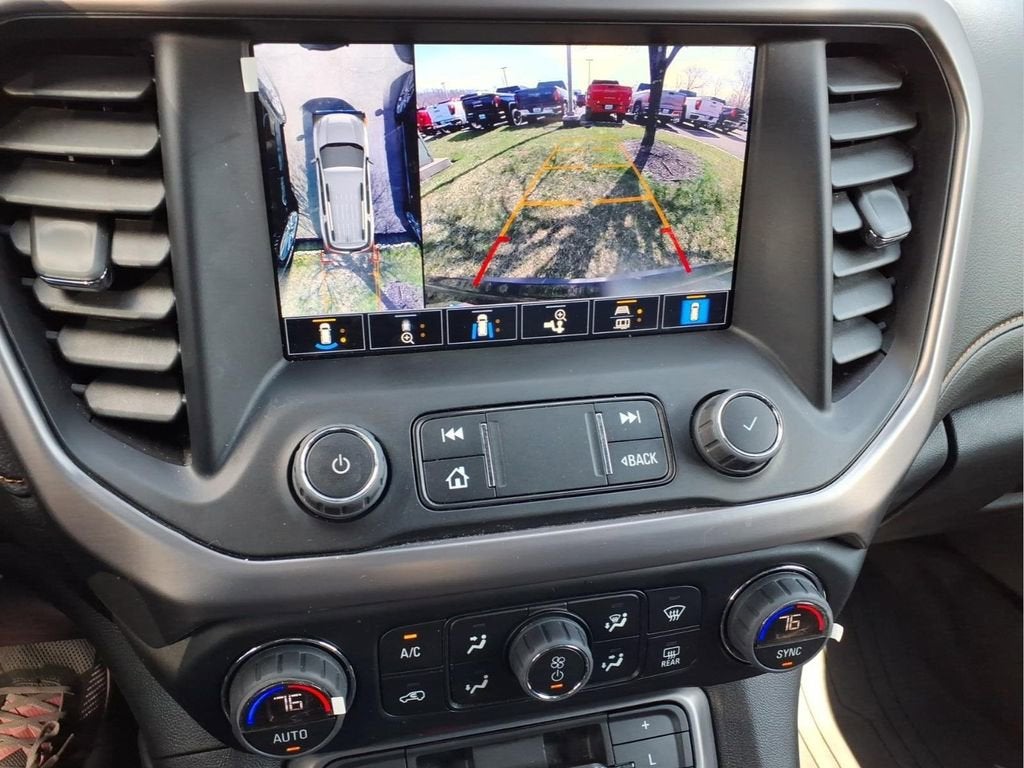 2023 GMC Acadia AT4