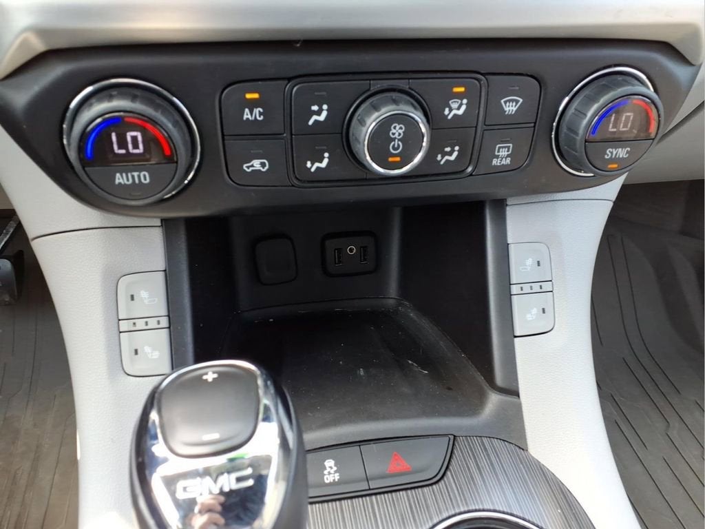 2019 GMC Acadia SLT