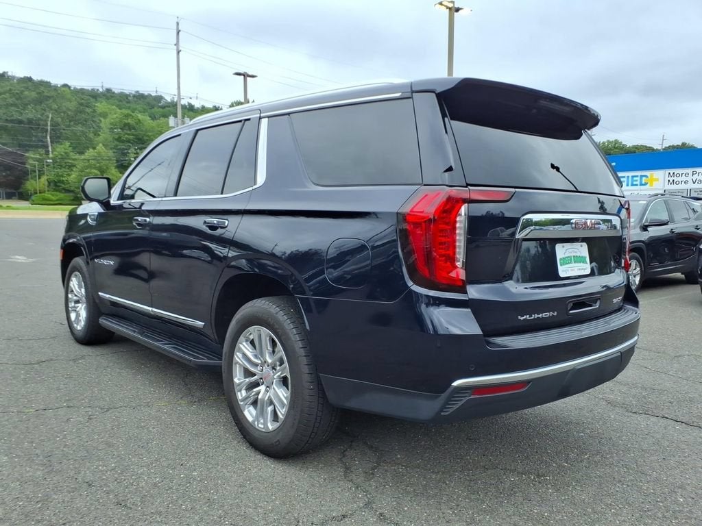 2023 GMC Yukon SLT