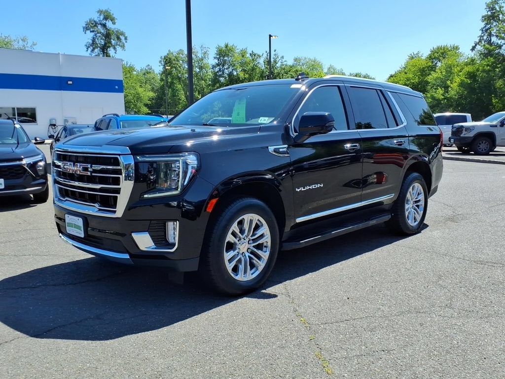 2023 GMC Yukon SLT