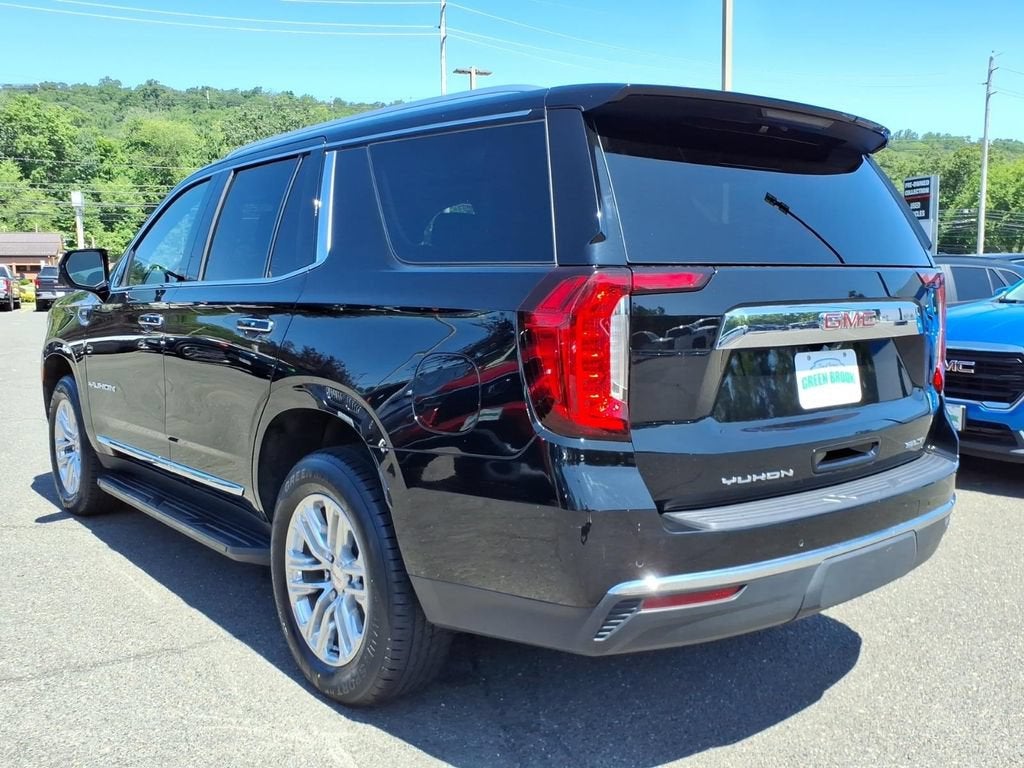 2023 GMC Yukon SLT