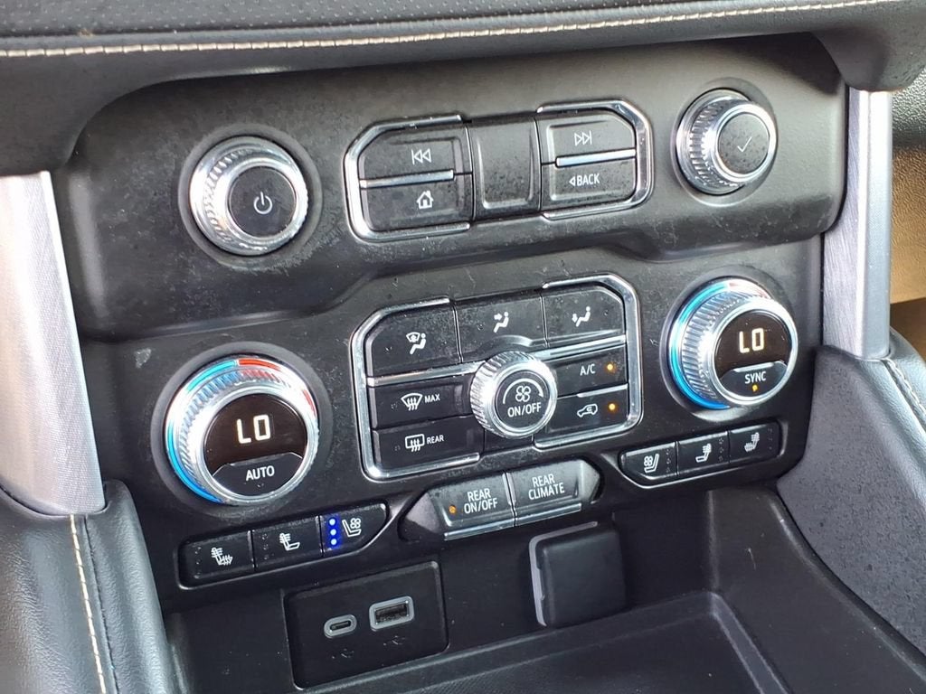 2023 GMC Yukon XL SLT