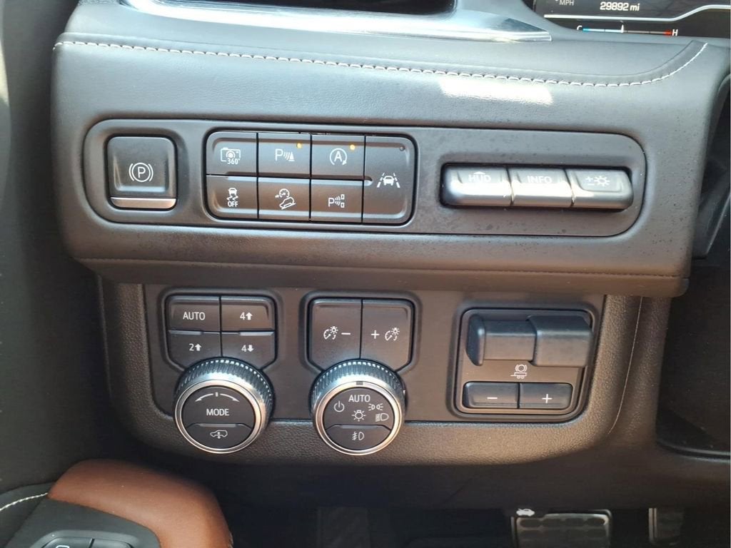2023 GMC Yukon XL Denali Ultimate