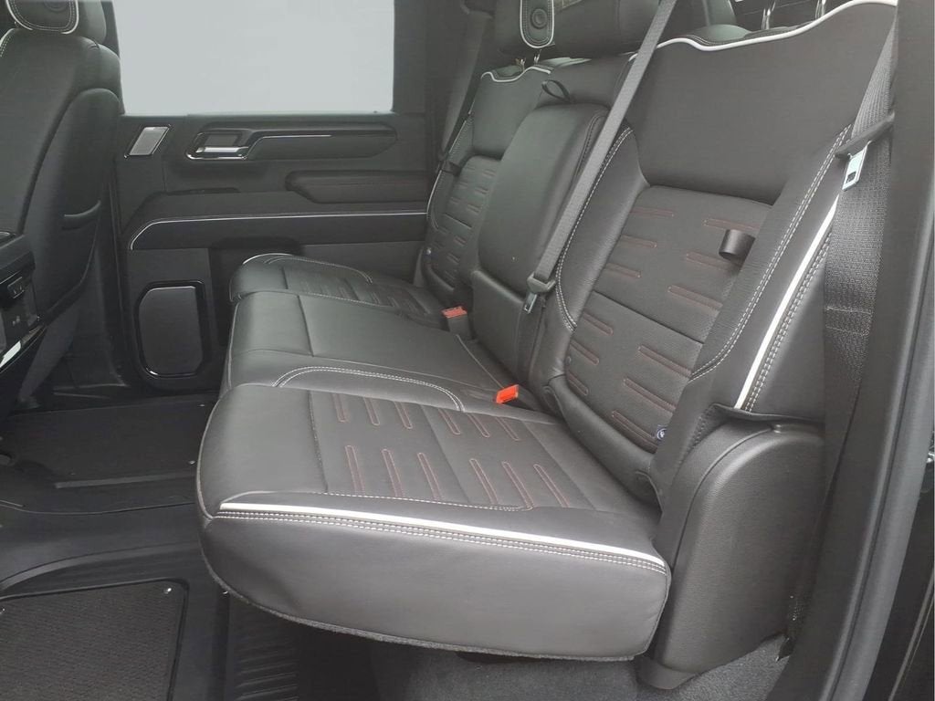 2025 GMC Sierra 2500 HD AT4X