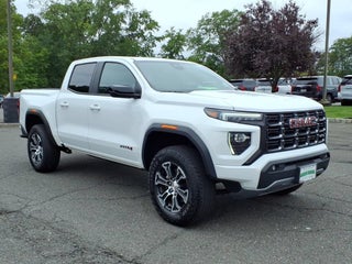 2023 GMC Canyon 4WD AT4