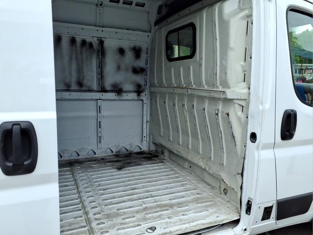 2025 RAM ProMaster Cargo Van Tradesman