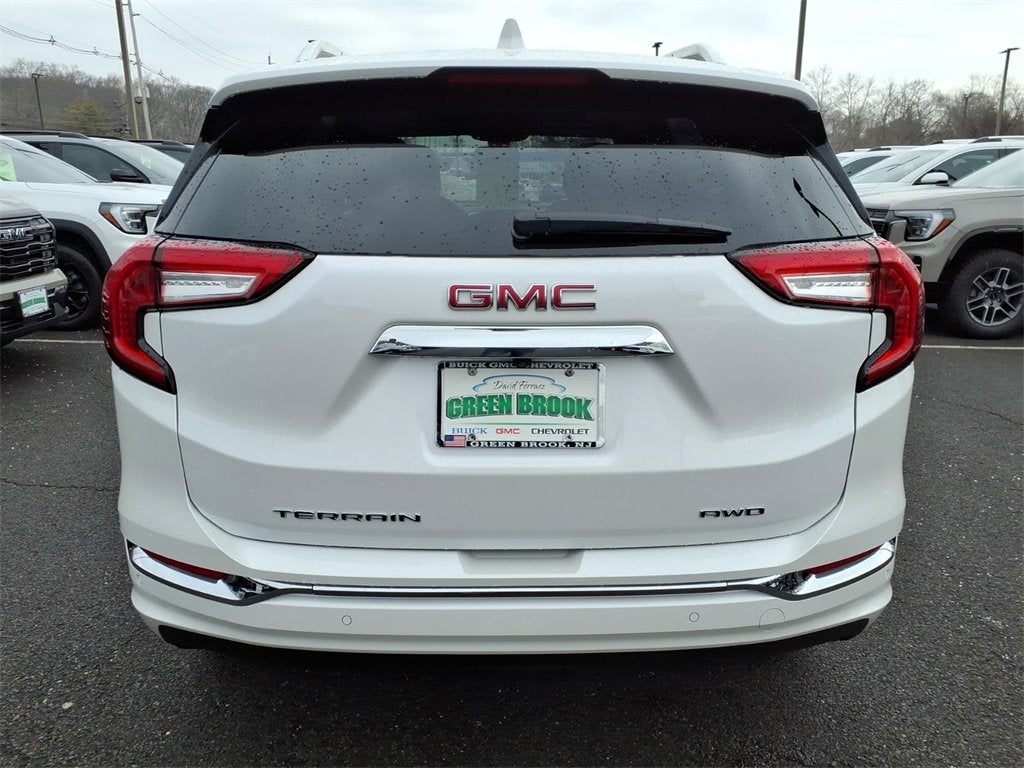 2023 GMC Terrain Denali