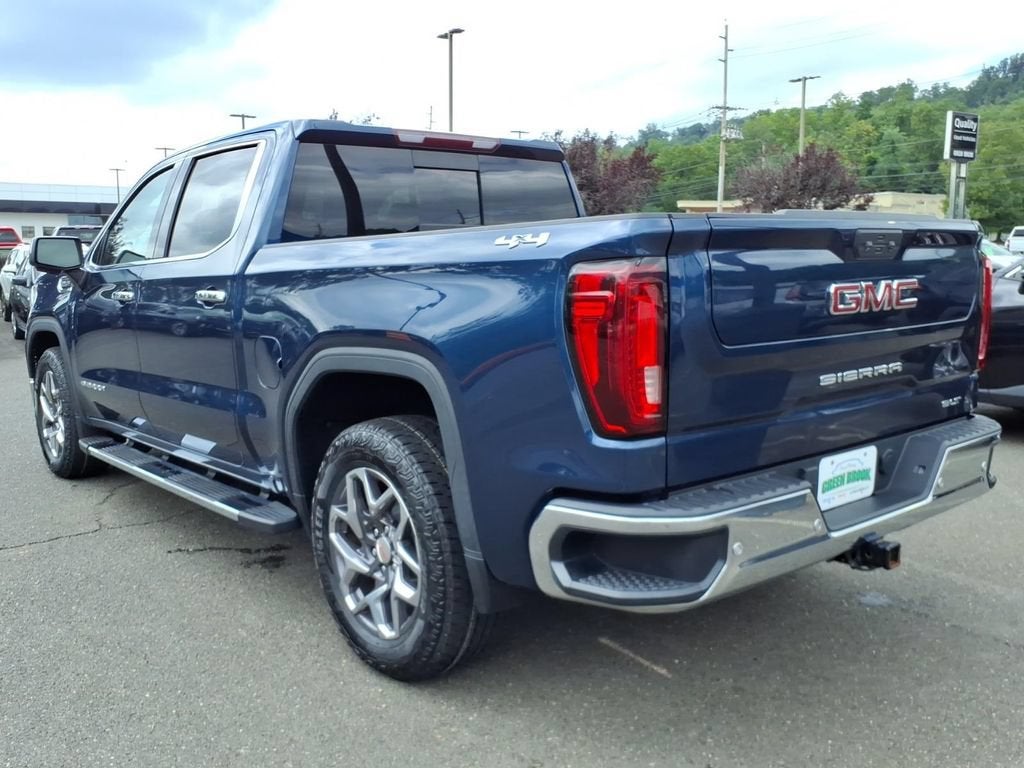 2022 GMC Sierra 1500 SLT