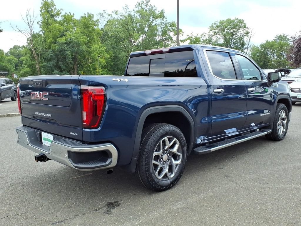 2022 GMC Sierra 1500 SLT