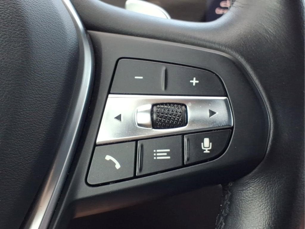 2023 BMW 3 Series 330i xDrive