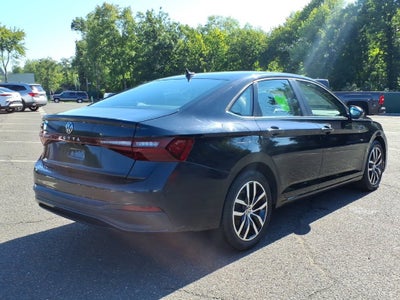 2025 Volkswagen Jetta SE