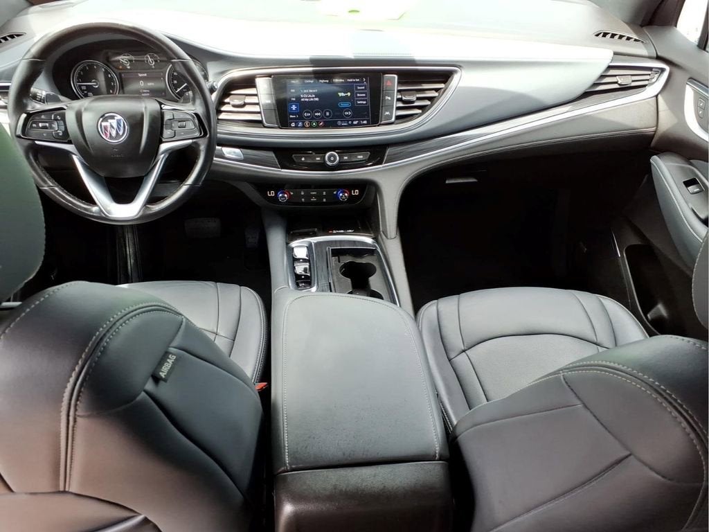 2022 Buick Enclave Essence