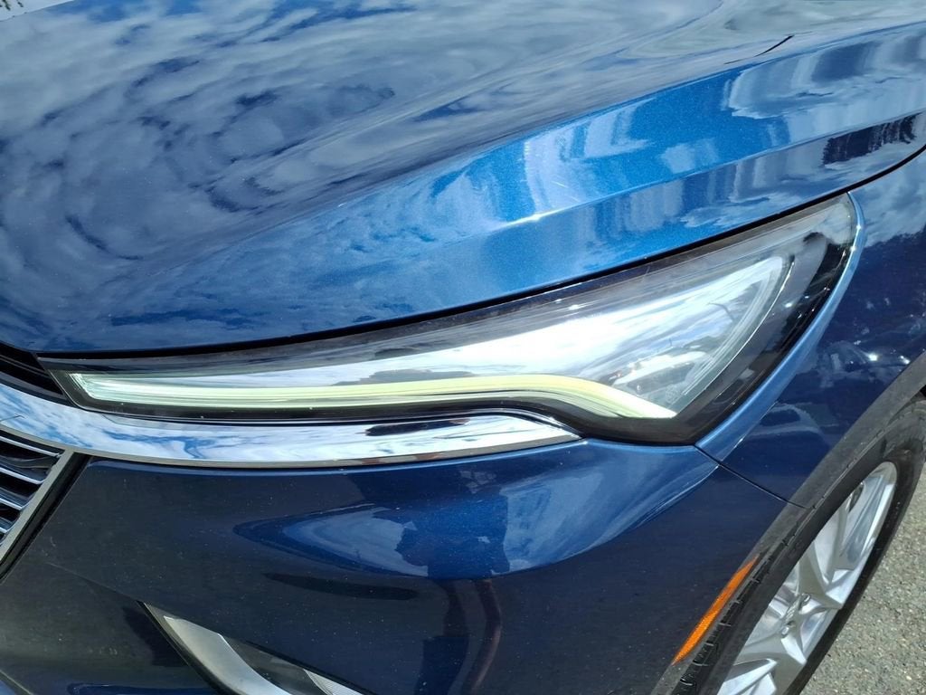 2022 Buick Enclave Essence