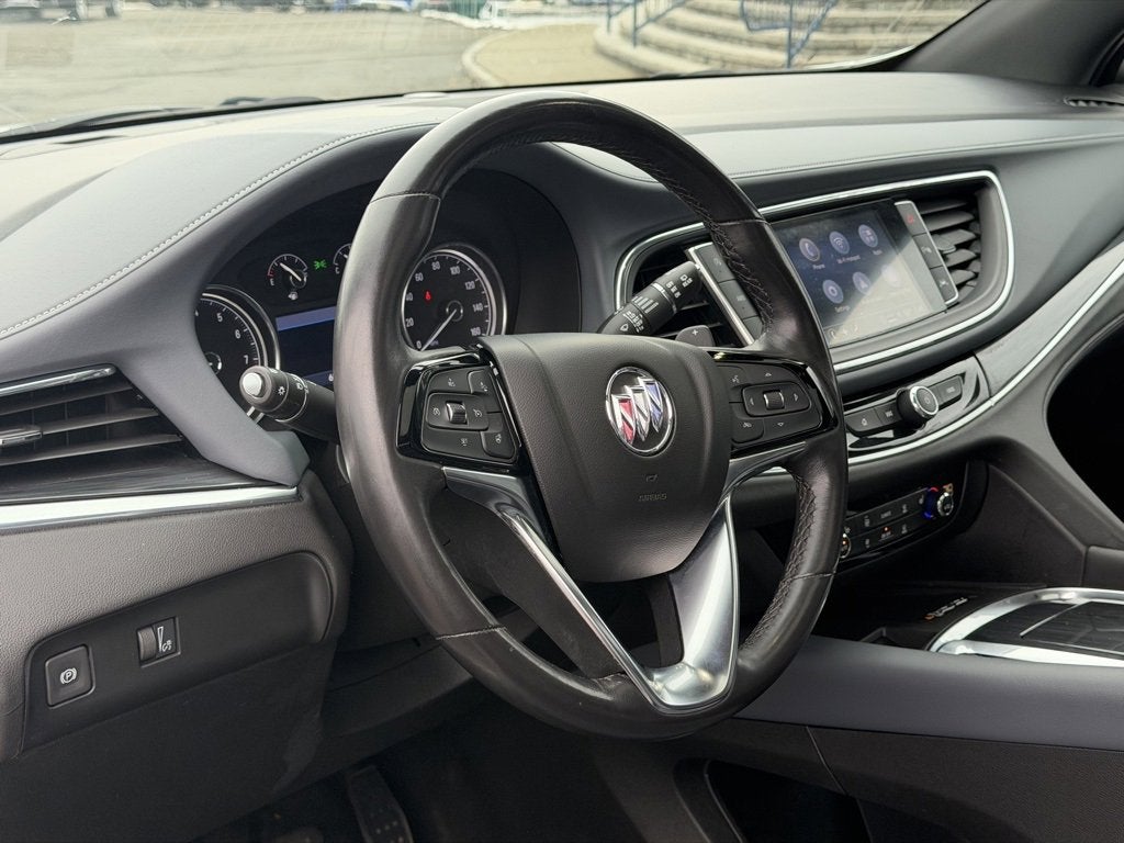 2023 Buick Enclave Essence