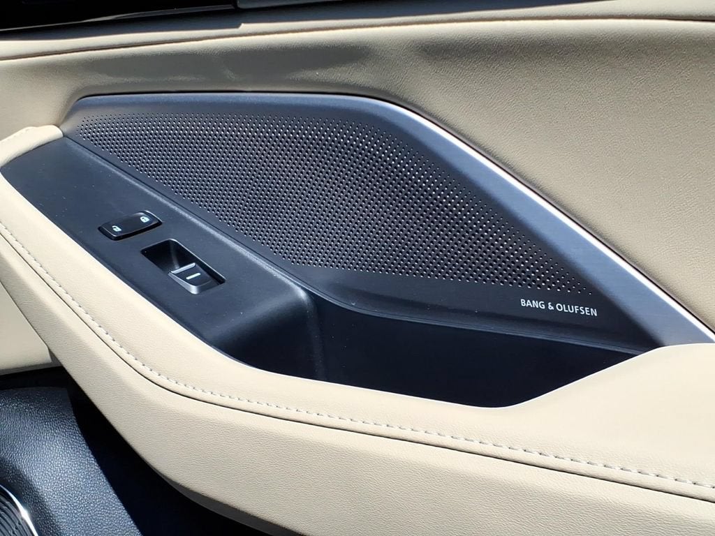 2025 Acura MDX w/Technology Package