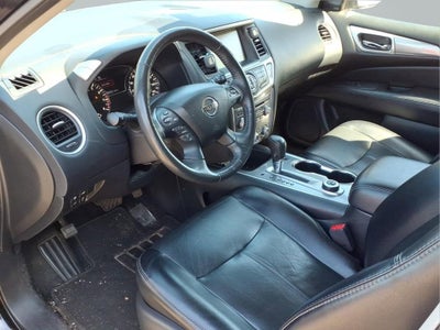 2020 Nissan Pathfinder SL