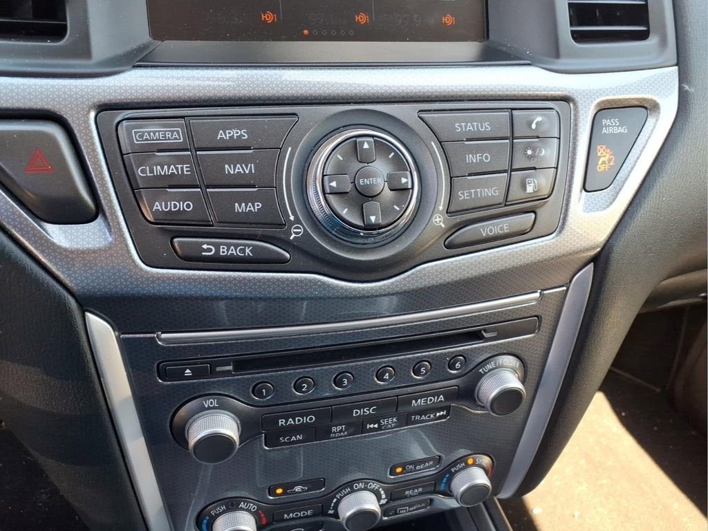 2020 Nissan Pathfinder SL