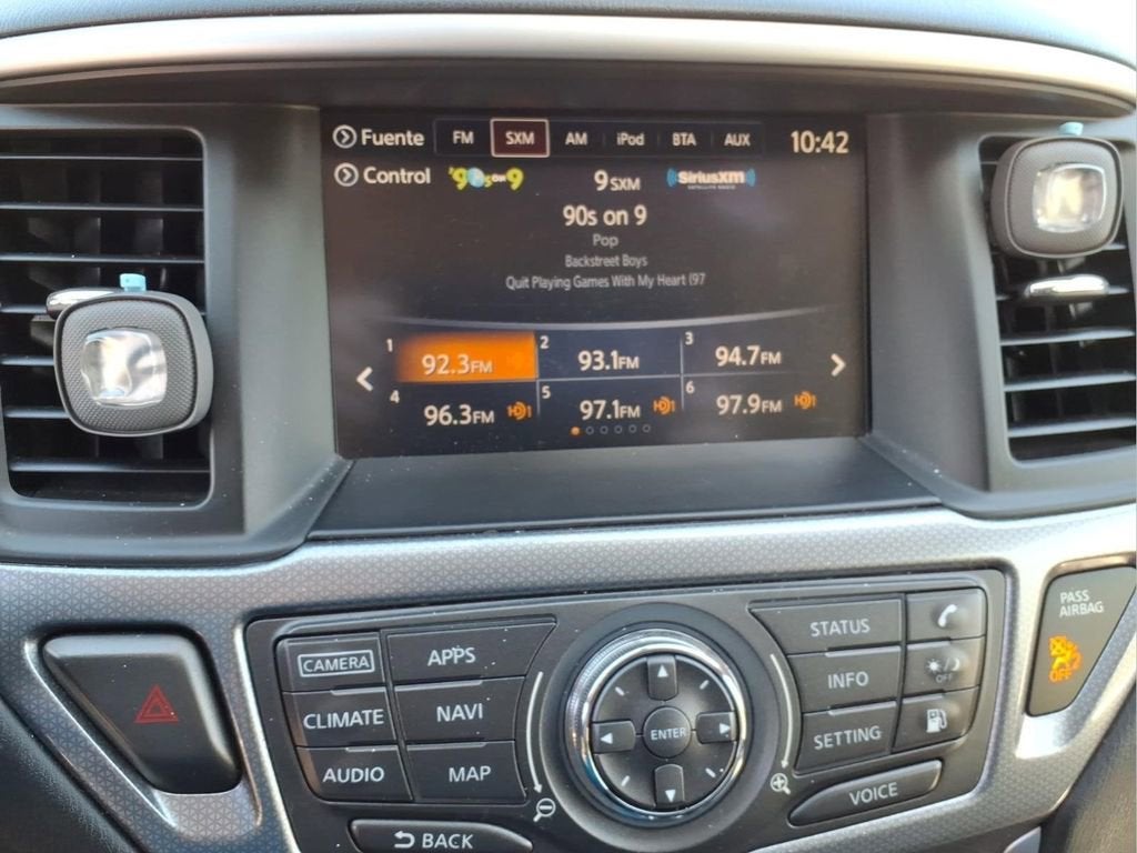 2020 Nissan Pathfinder SL