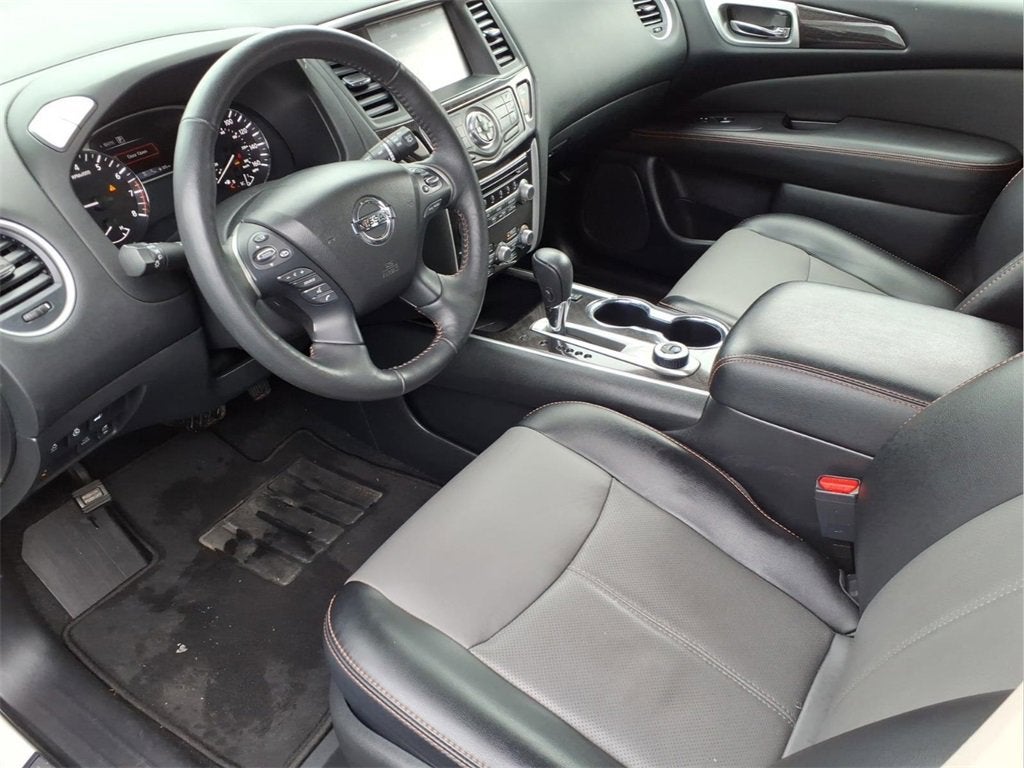 2019 Nissan Pathfinder SL