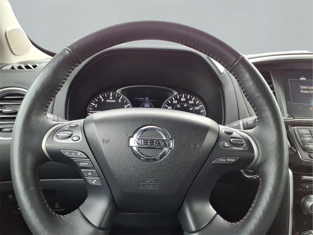 2019 Nissan Pathfinder SL