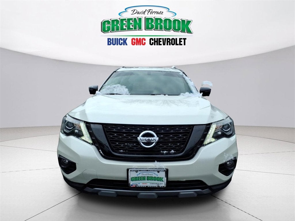 2019 Nissan Pathfinder SL