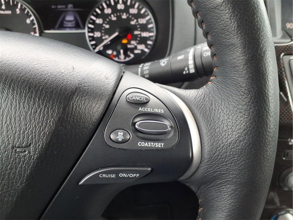 2019 Nissan Pathfinder SL