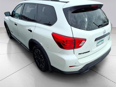 2019 Nissan Pathfinder SL