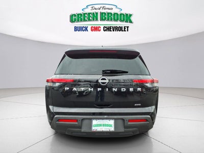 2025 Nissan Pathfinder SV